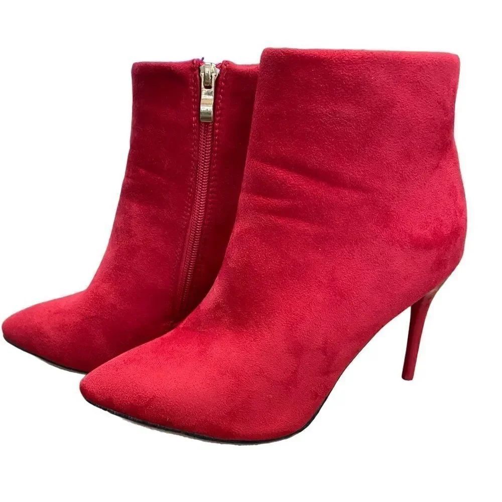 HAI YUE LI like New RED Booties